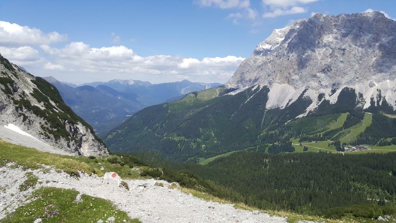 Haus Guem Apartman Ehrwald Kültér fotó